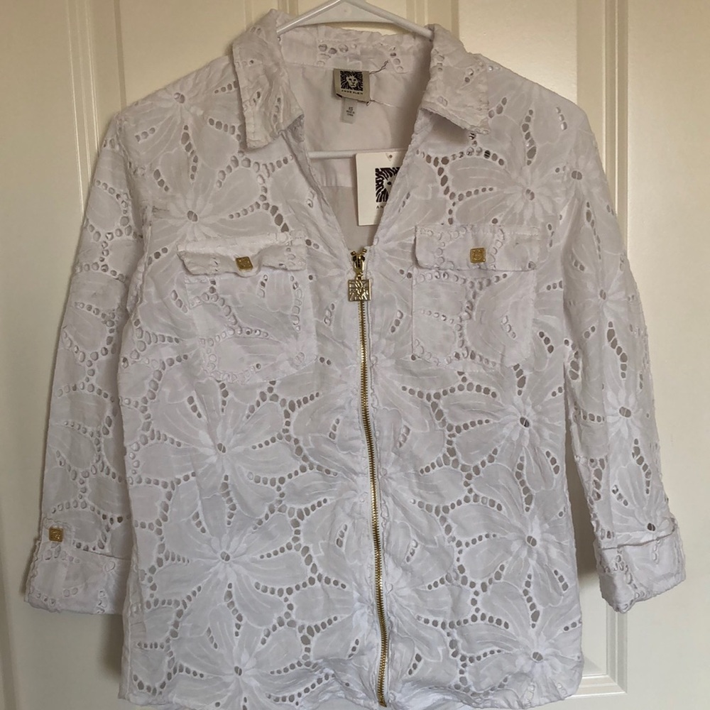 NWT ANNE KLEIN LACE TOP